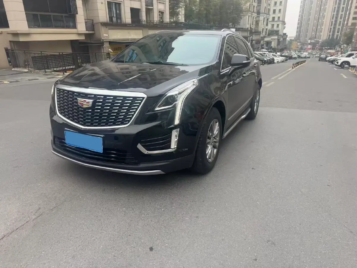 2022 Cadillac XT5 2.0T 237HP L4 9AT