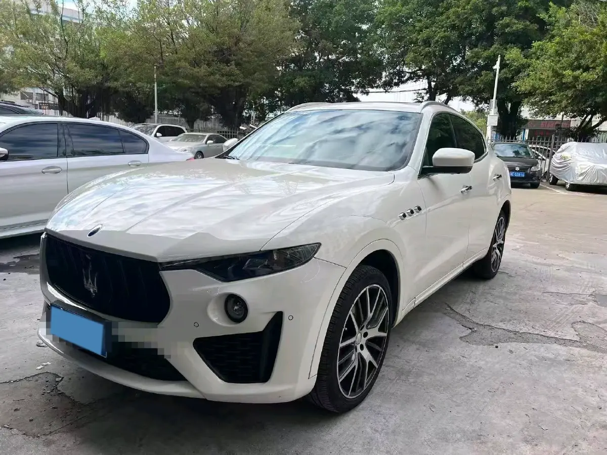 2016 Maserati Levante 3.0T 430HP V6 8AT