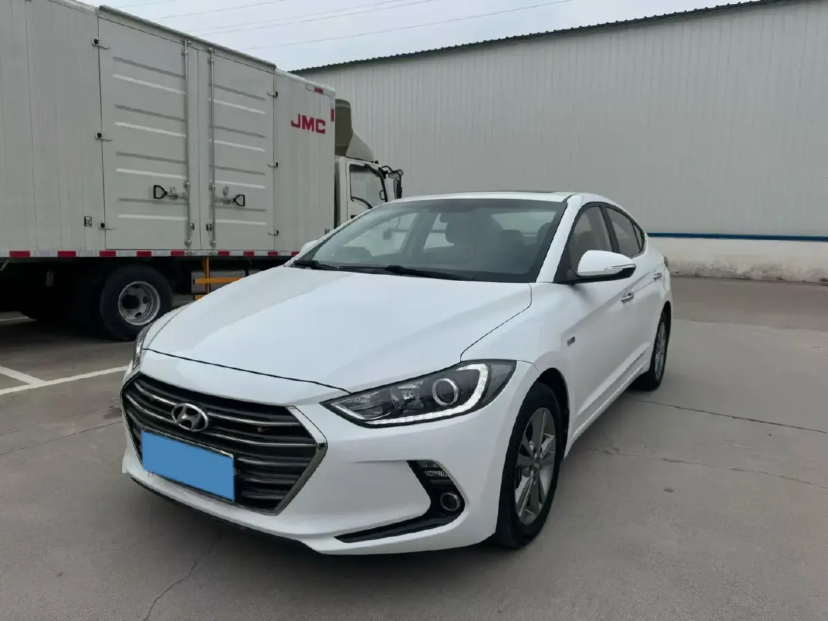 2016 Hyundai Elantra 1.6L 130HP L4 6AT