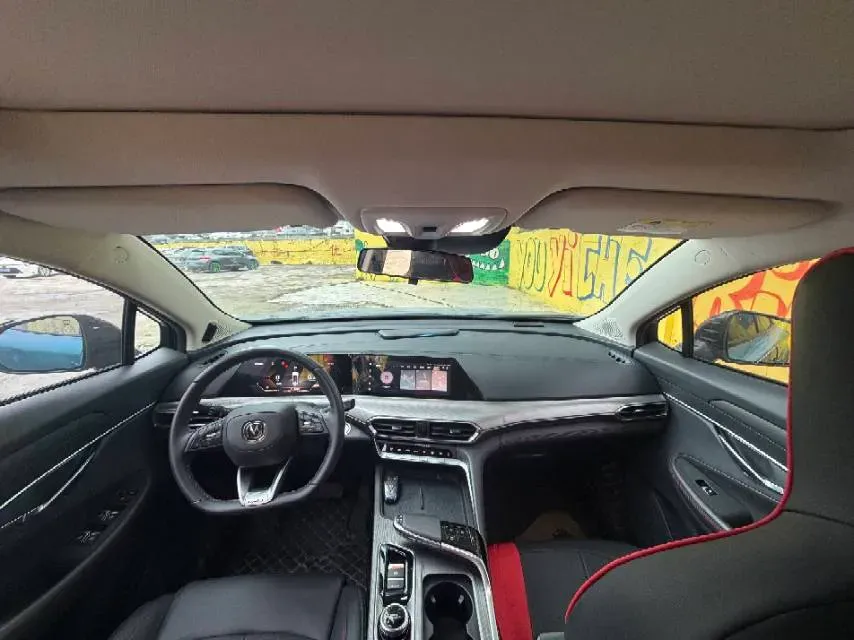 2020 ChangAn UNI-T 1.5T 180HP L4 7DCT,autocango,china used car exporter,china ev exporter,chinese used car exporter,chinese used ev exporter