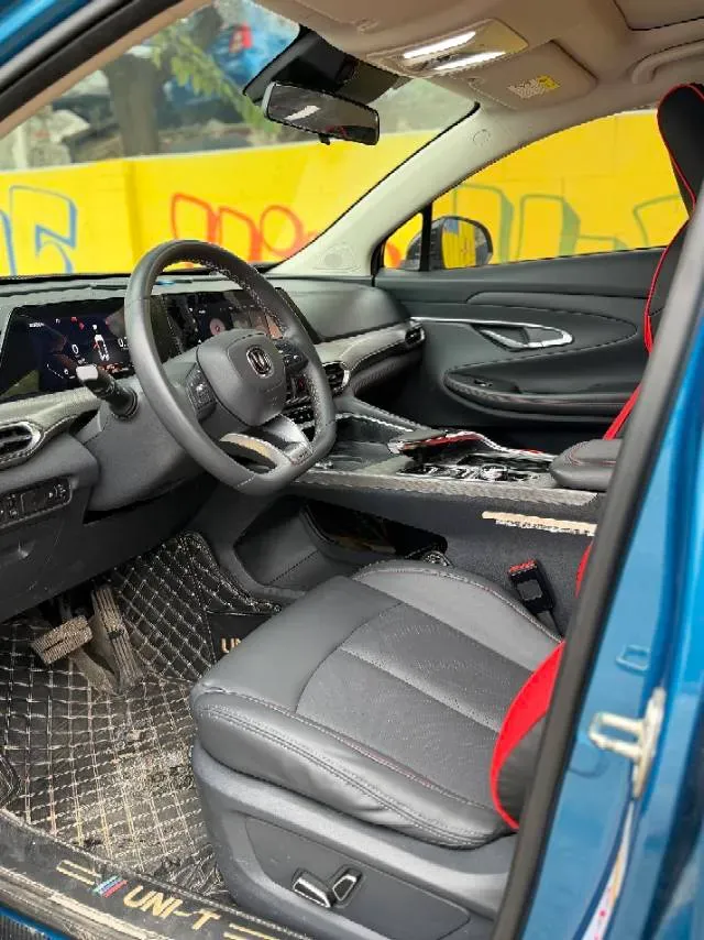 2020 ChangAn UNI-T 1.5T 180HP L4 7DCT,autocango,china used car exporter,china ev exporter,chinese used car exporter,chinese used ev exporter