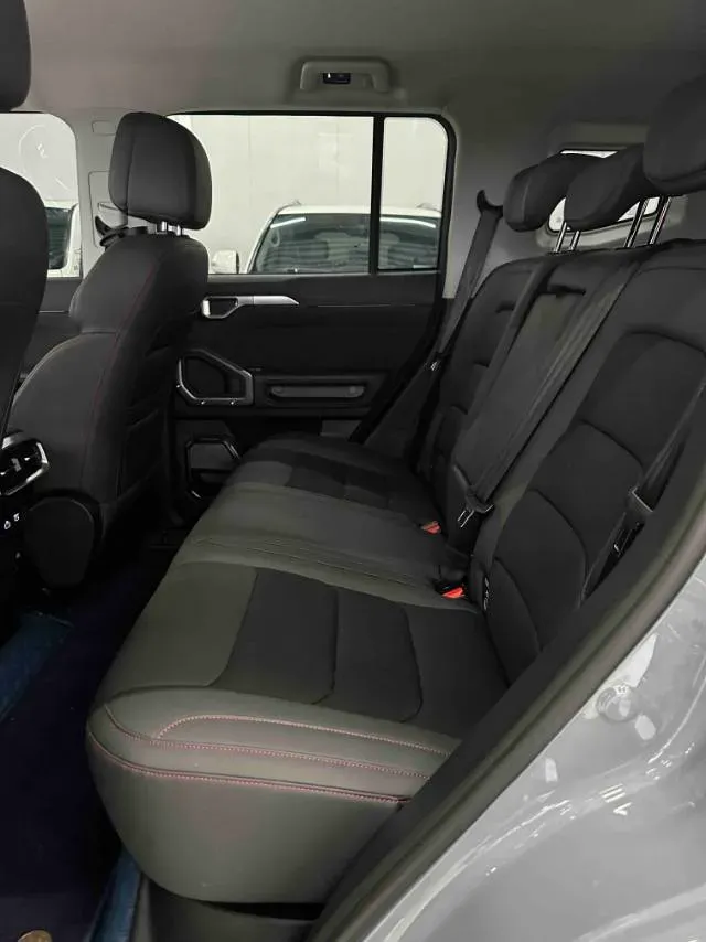 2023 Jetour Traveller 2.0T 254HP L4 7DCT,autocango,china used car exporter,china ev exporter,chinese used car exporter,chinese used ev exporter