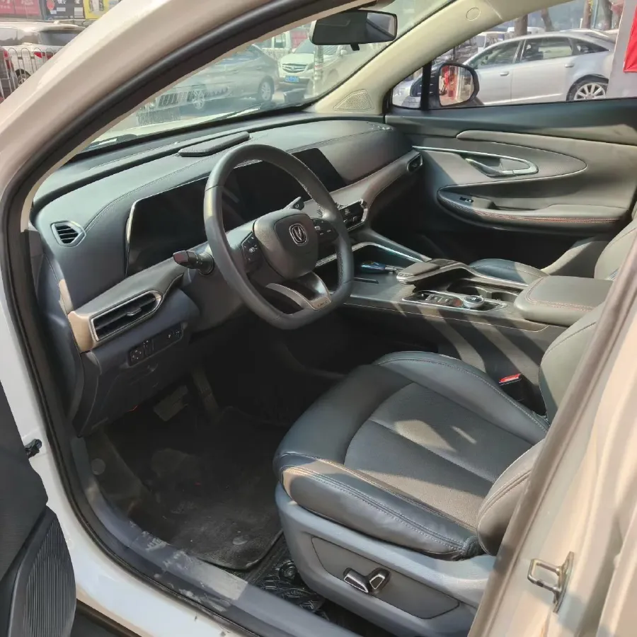 2021 ChangAn UNI-T 1.5T 180HP L4 7DCT,autocango,china used car exporter,china ev exporter,chinese used car exporter,chinese used ev exporter