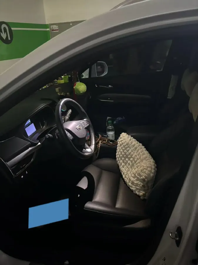 2020 Cadillac XT4 2.0T 241HP L4 9AT,autocango,china used car exporter,china ev exporter,chinese used car exporter,chinese used ev exporter