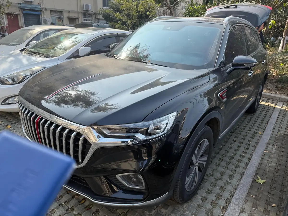 2022 HongQi HS5 2.0T 224HP L4 6AT