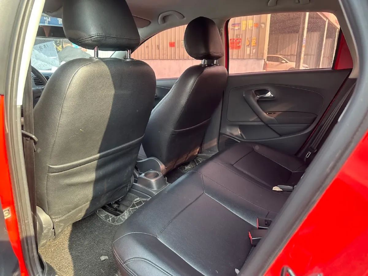 2016 Volkswagen Polo 1.4L 90HP L4 6AT,autocango,china used car exporter,china ev exporter,chinese used car exporter,chinese used ev exporter