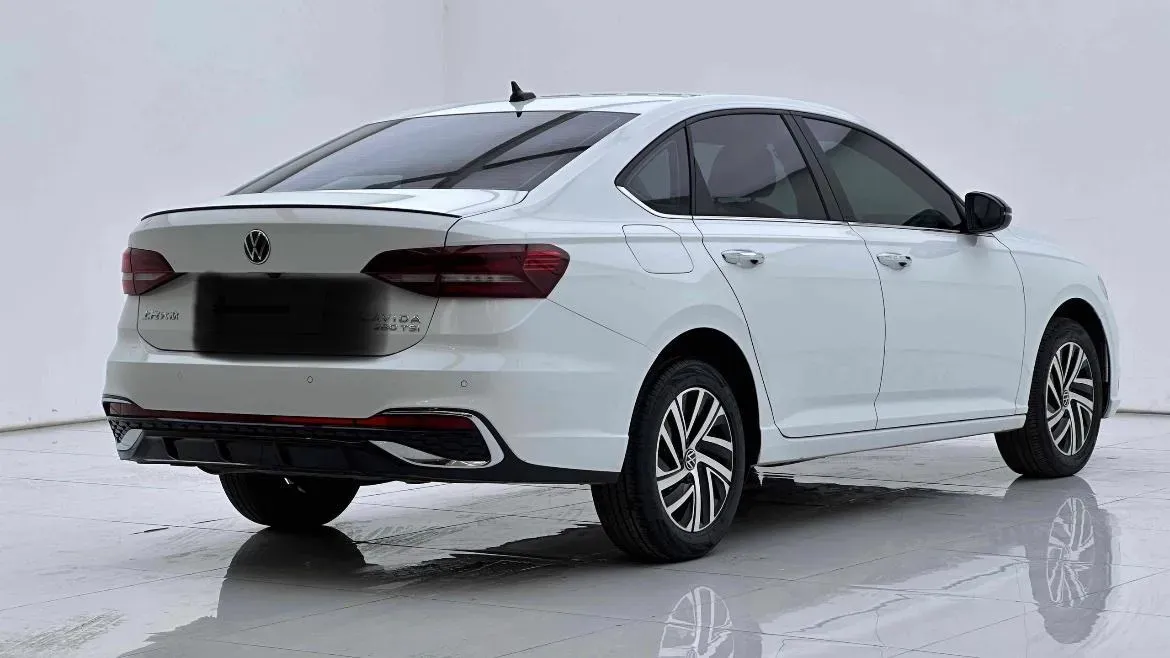 2023 Volkswagen Lavida 1.4T 150HP L4 7DCT,autocango,china used car exporter,china ev exporter,chinese used car exporter,chinese used ev exporter