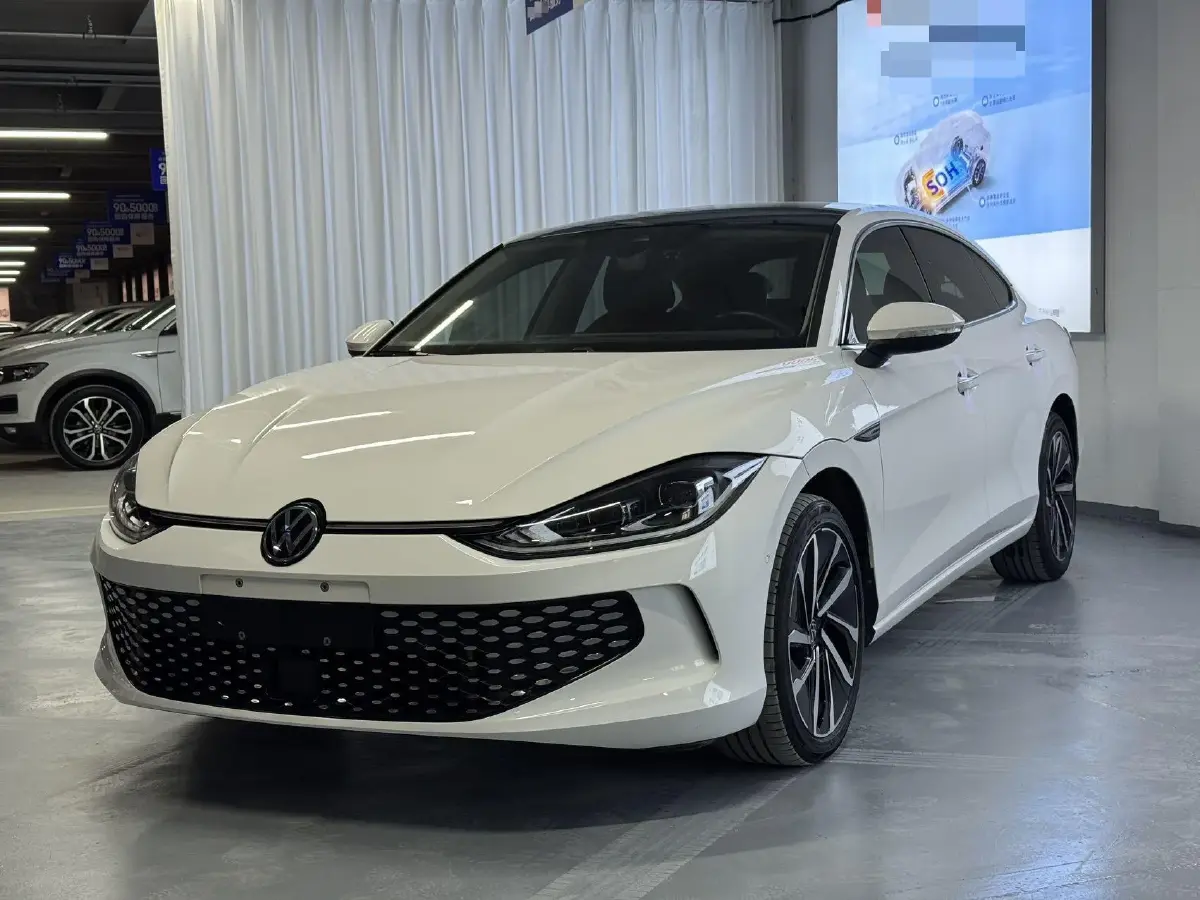 2022 Skoda Superb 2.0T 186HP L4 7DCT