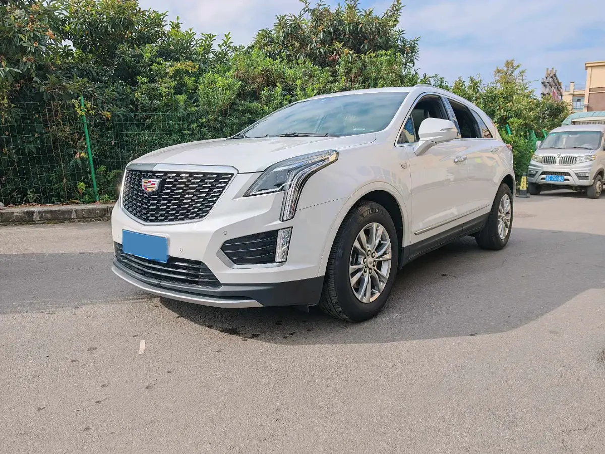 2021 Cadillac XT5 2.0T 237HP L4 9AT