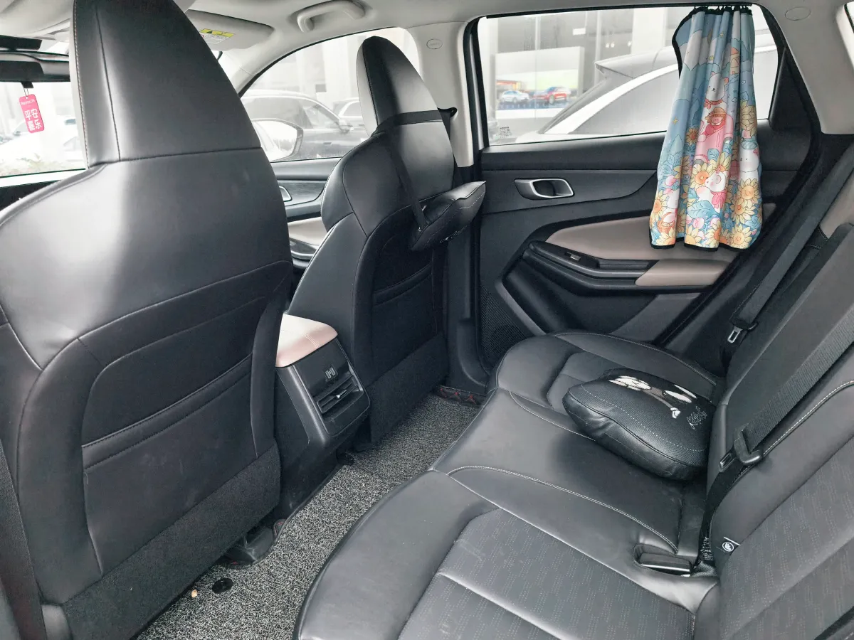 2022 ChangAn Oshan X7 Plus 1.5T 188HP L4 7DCT,autocango,china used car exporter,china ev exporter,chinese used car exporter,chinese used ev exporter