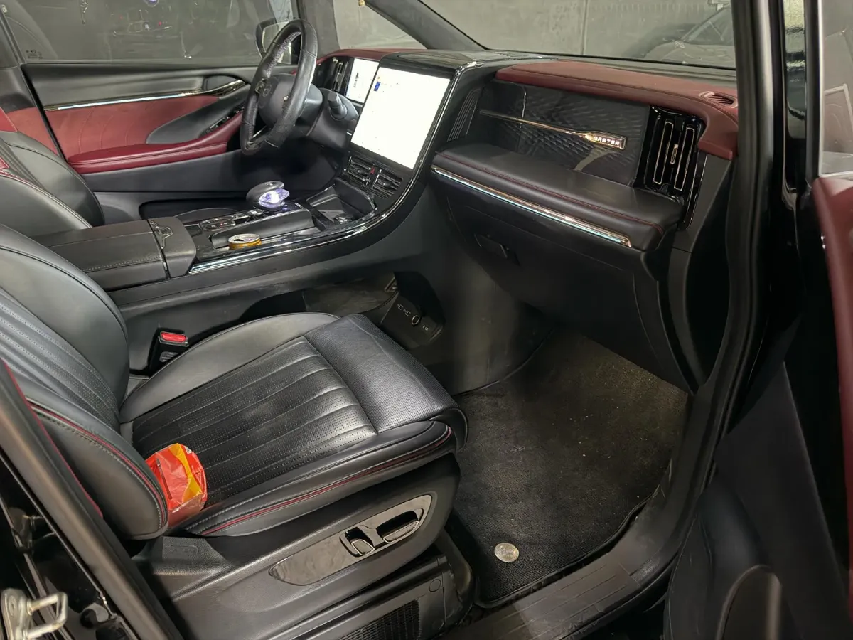 2023 GAC Trumpchi M8 2.0T 252HP L4 8AT,autocango,china used car exporter,china ev exporter,chinese used car exporter,chinese used ev exporter