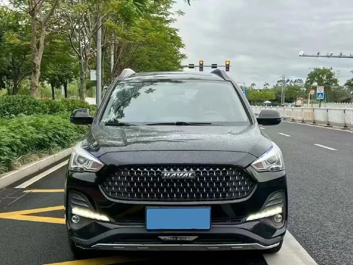 2019 Haval M6 1.5T 150HP L4 7DCT,autocango,china used car exporter,china ev exporter,chinese used car exporter,chinese used ev exporter