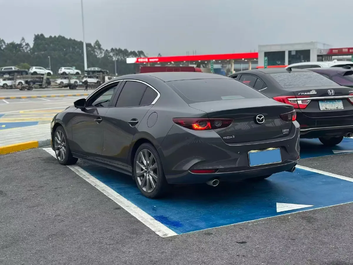 2020 Mazda 3 Axela 2.0L 158HP L4 6AT,autocango,china used car exporter,china ev exporter,chinese used car exporter,chinese used ev exporter