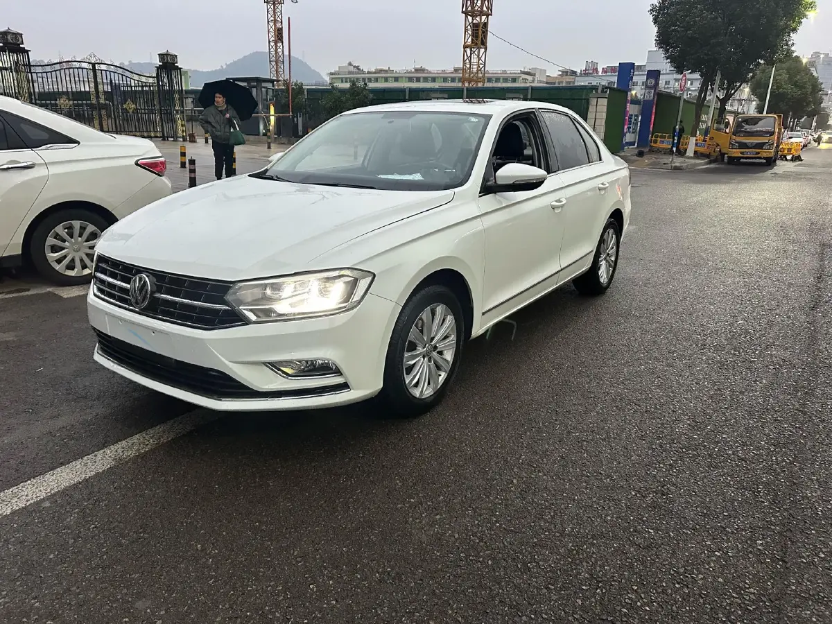 2018 Volkswagen Bora 1.5L 110HP L4 6AT