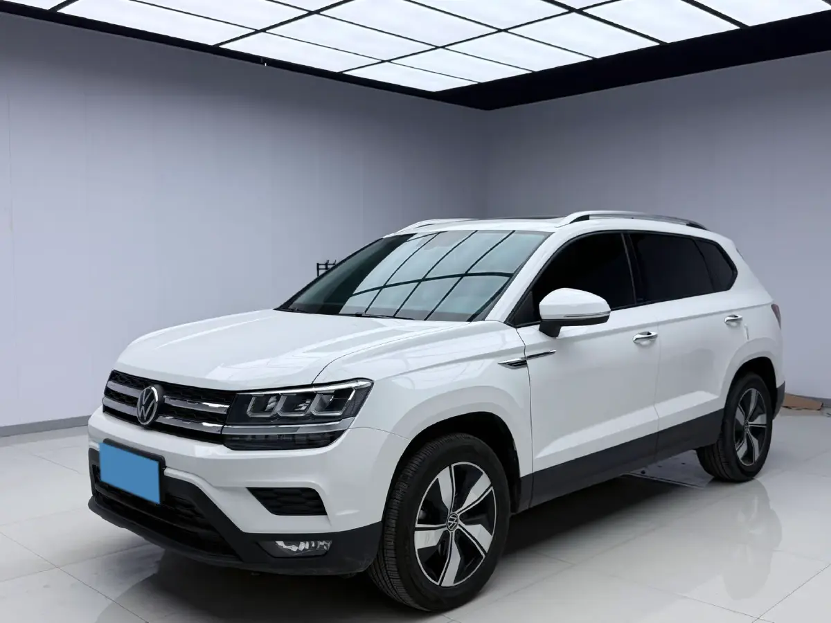 2021 Volkswagen Tharu 1.4T 150HP L4 7DCT 2021 Volkswagen Tharu 1.4T 150HP L4 7DCT