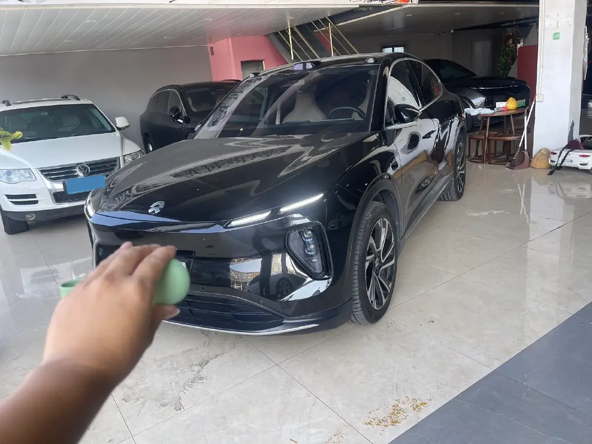 2023 NIO EC6 BEV 75KWH