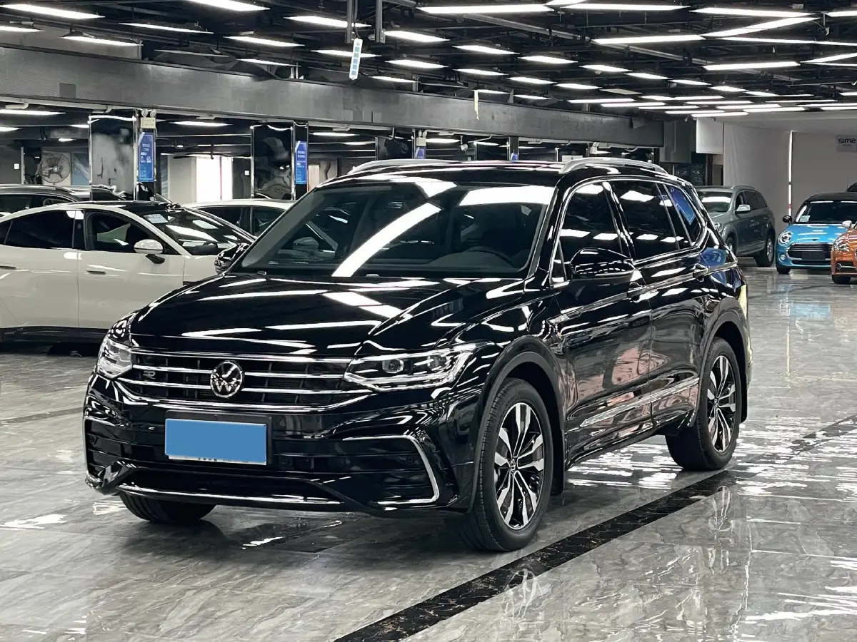 2024 Volkswagen Tiguan L 2.0T 186HP L4 7DCT