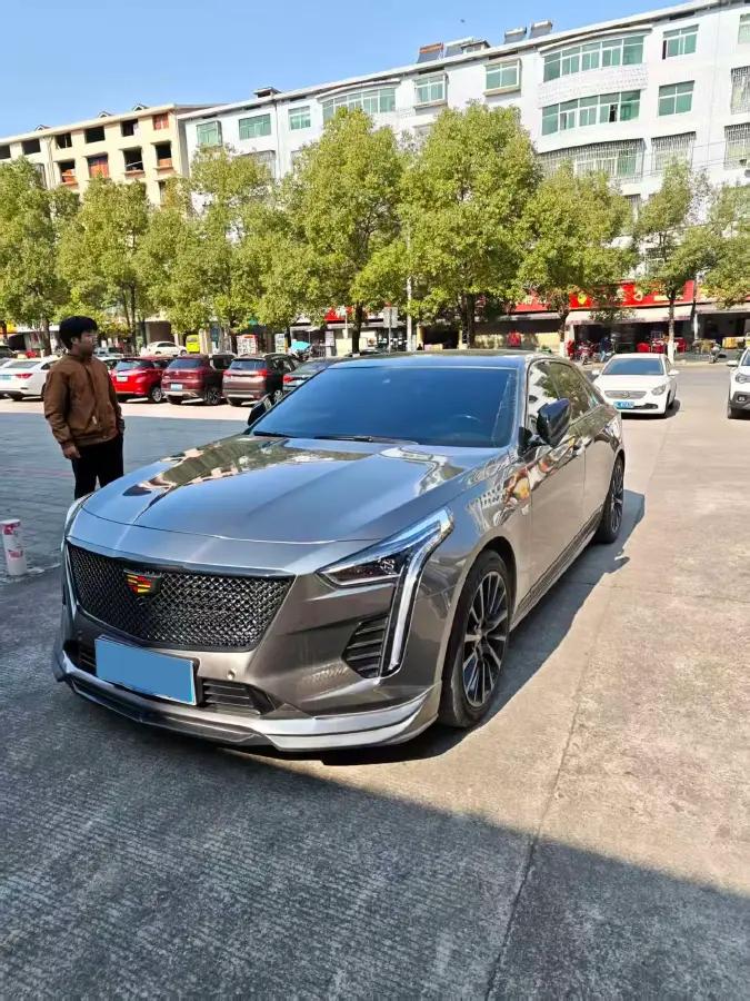 2022 Cadillac CT6 2.0T 237HP L4 10AT
