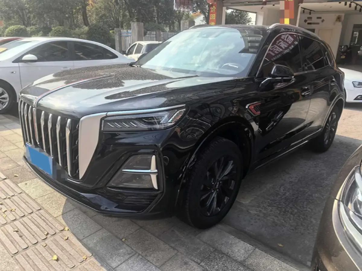 2023 HongQi HS5 2.0T 252HP L4 8AT