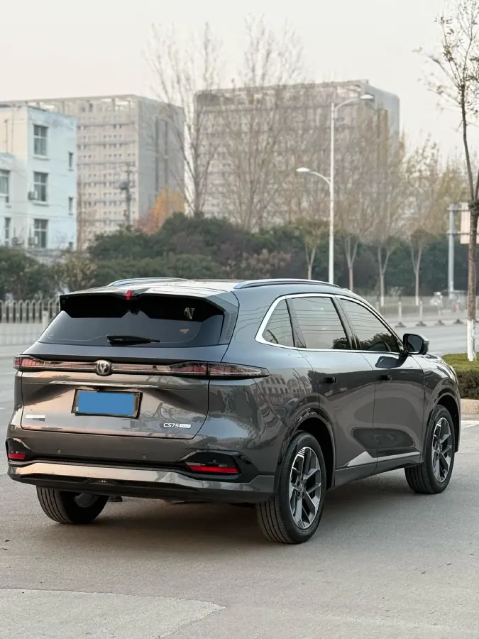 2025 ChangAn CS75 Plus 1.5T 192HP L4 8AT,autocango,china used car exporter,china ev exporter,chinese used car exporter,chinese used ev exporter
