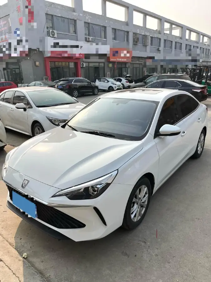 2023 Roewe i5 1.5L 129HP L4 CVT
