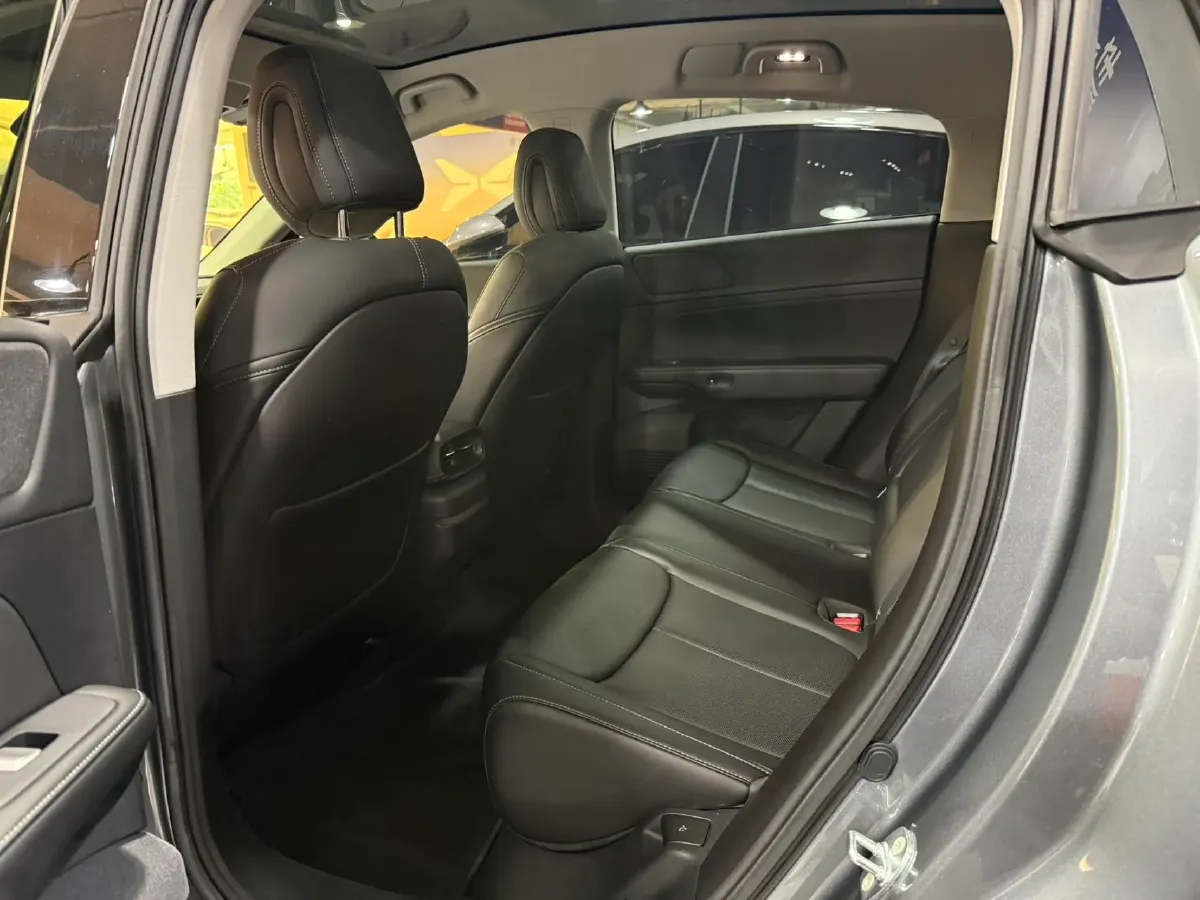 2023 Xpeng G6 BEV 66KWH,autocango,china used car exporter,china ev exporter,chinese used car exporter,chinese used ev exporter