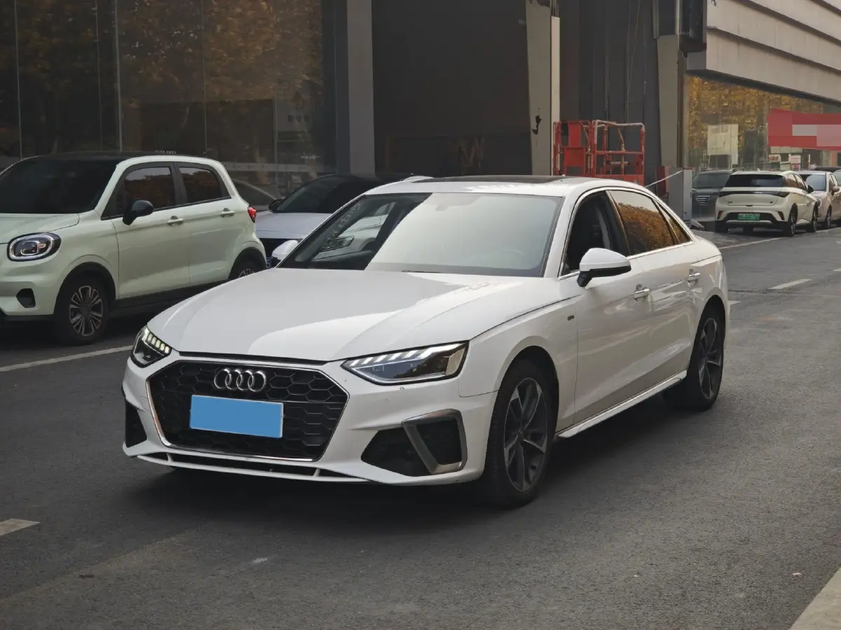 2020 Audi A4L 2.0T 190HP L4 7DCT