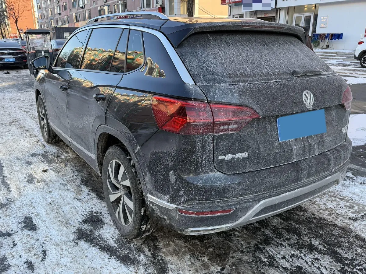 2019 Jeep Cherokee 2.0T 234HP L4 9AT,autocango,china used car exporter,china ev exporter,chinese used car exporter,chinese used ev exporter