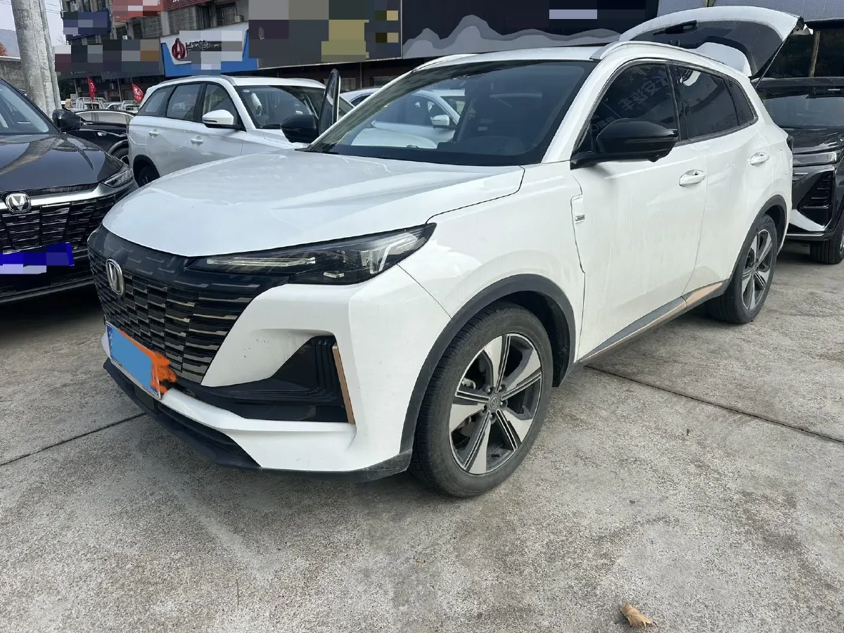 2022 ChangAn CS55 Plus 1.5T 180HP L4 7DCT,autocango,china used car exporter,china ev exporter,chinese used car exporter,chinese used ev exporter