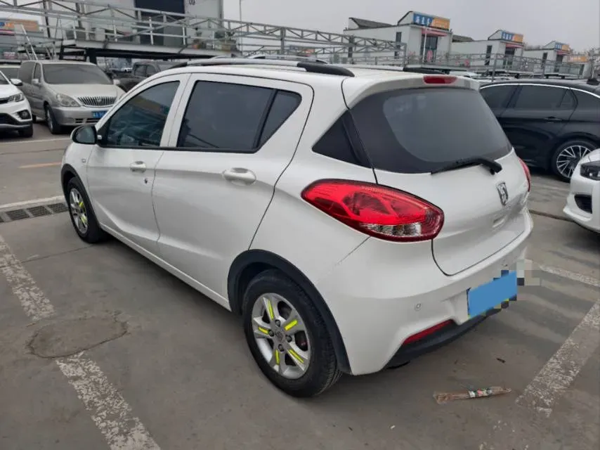 2016 BaoJun 310 1.2L 82HP L4 5MT,autocango,china used car exporter,china ev exporter,chinese used car exporter,chinese used ev exporter