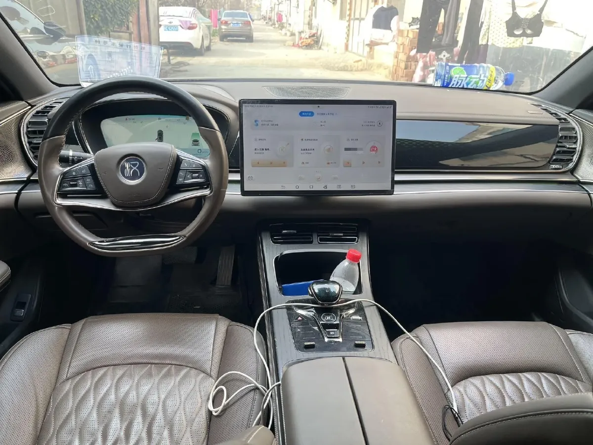 2022 Volkswagen Tiguan L 2.0T 186HP L4 7DCT,autocango,china used car exporter,china ev exporter,chinese used car exporter,chinese used ev exporter