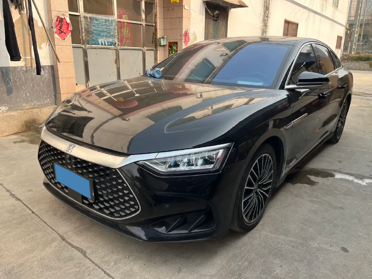 2022 Volkswagen Tiguan L 2.0T 186HP L4 7DCT,autocango,china used car exporter,china ev exporter,chinese used car exporter,chinese used ev exporter