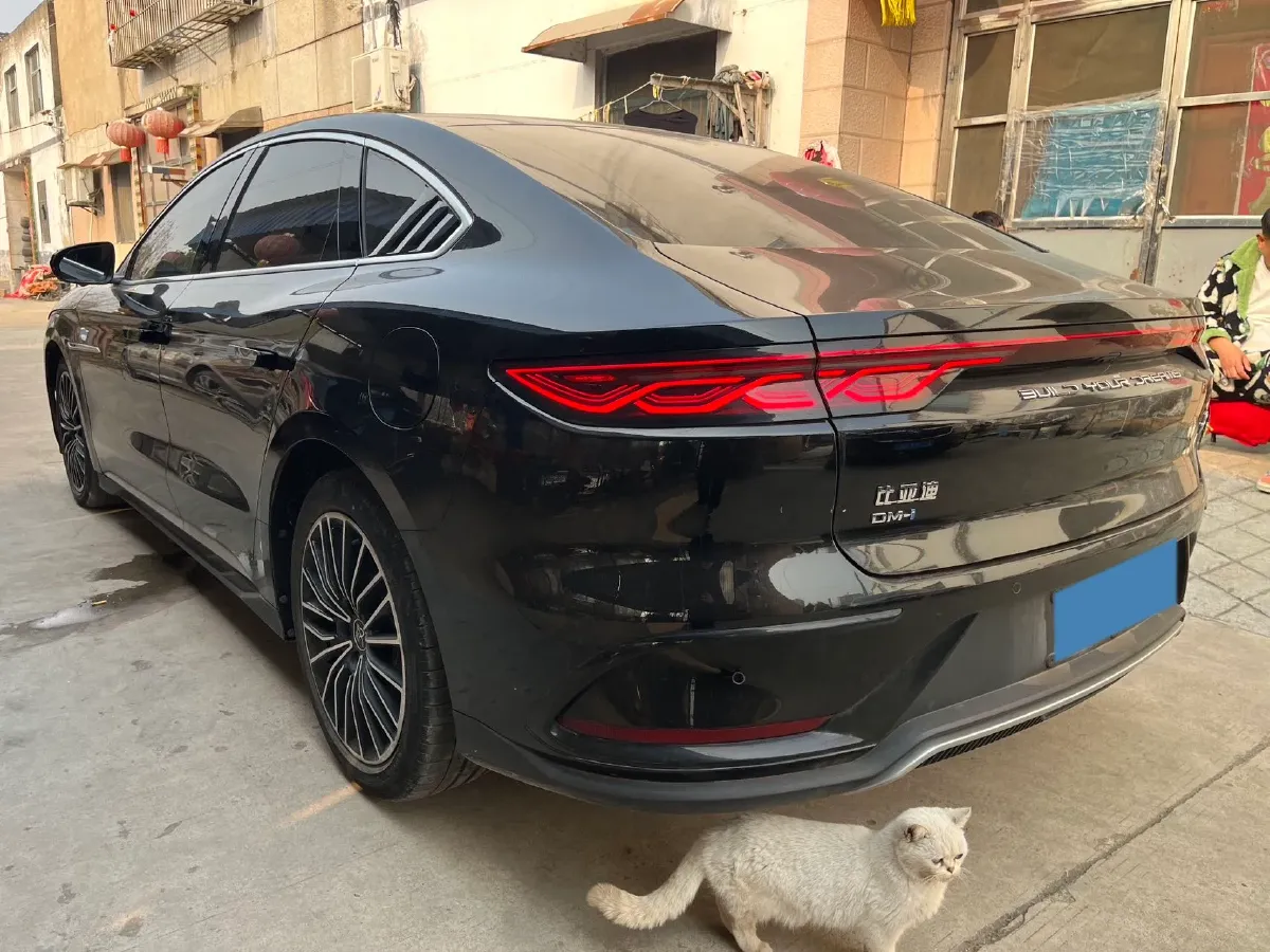 2022 Volkswagen Tiguan L 2.0T 186HP L4 7DCT,autocango,china used car exporter,china ev exporter,chinese used car exporter,chinese used ev exporter