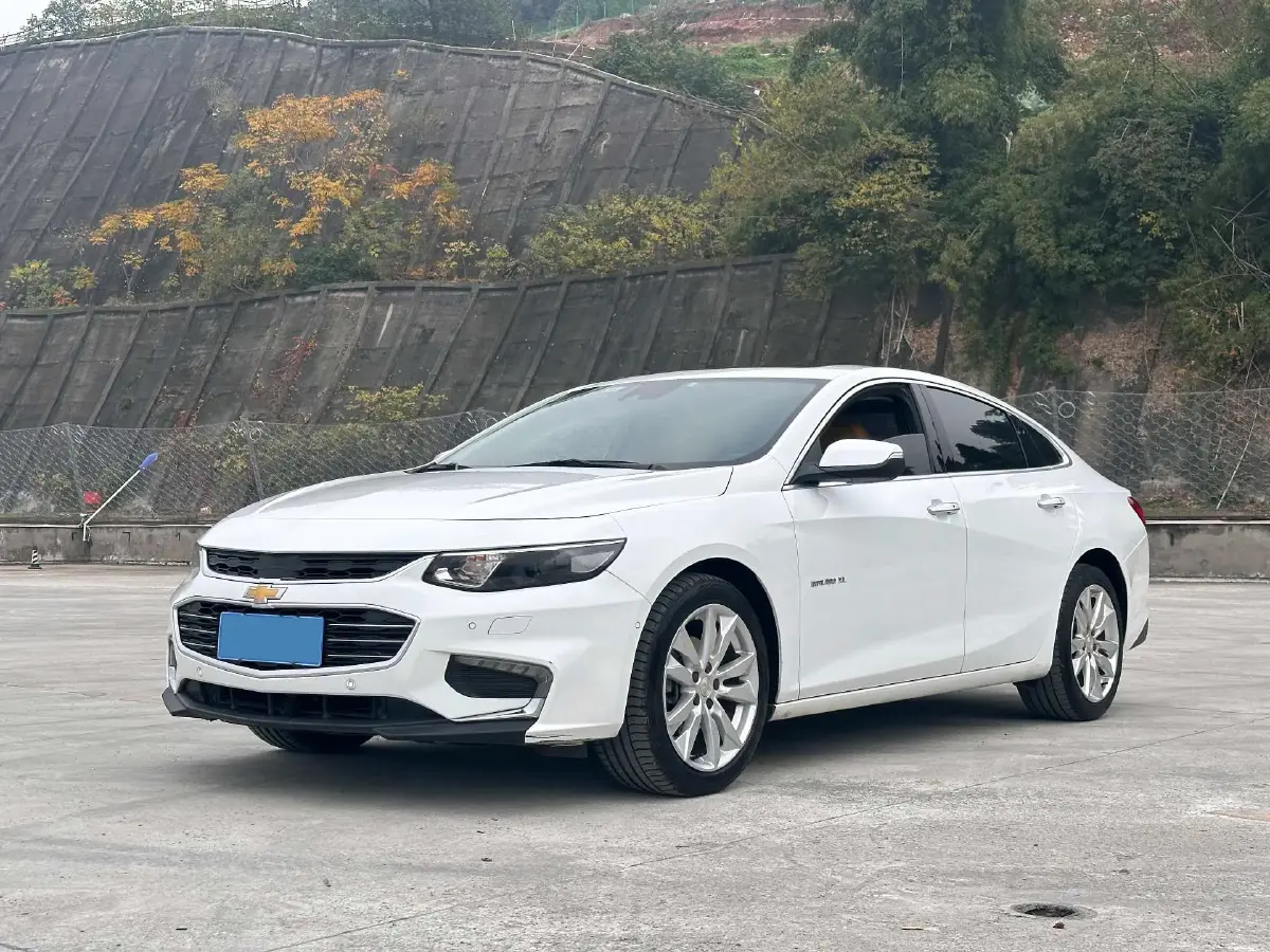 2017 Chevrolet Malibu XL 2.5L 200HP L4 6AT