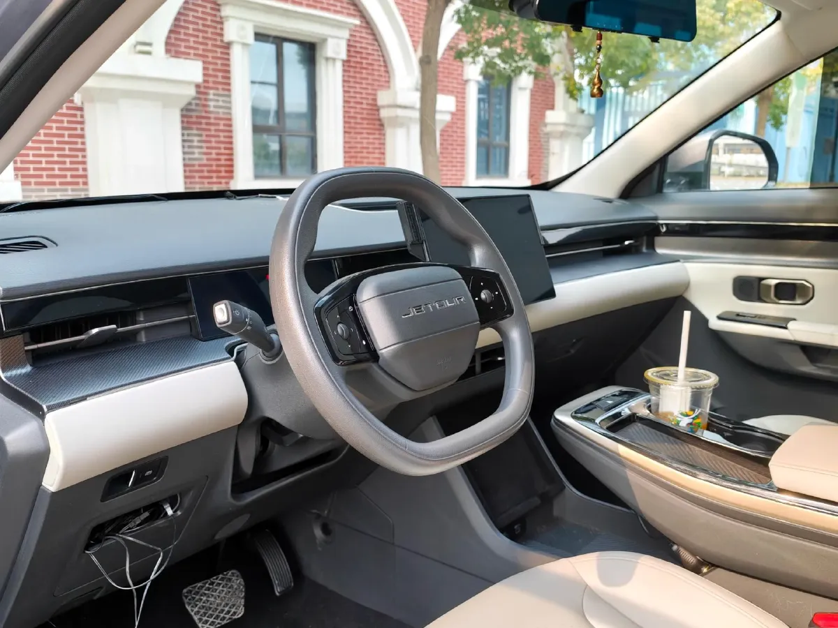 2022 Jetour DASHING 1.6T 197HP L4 7DCT,autocango,china used car exporter,china ev exporter,chinese used car exporter,chinese used ev exporter