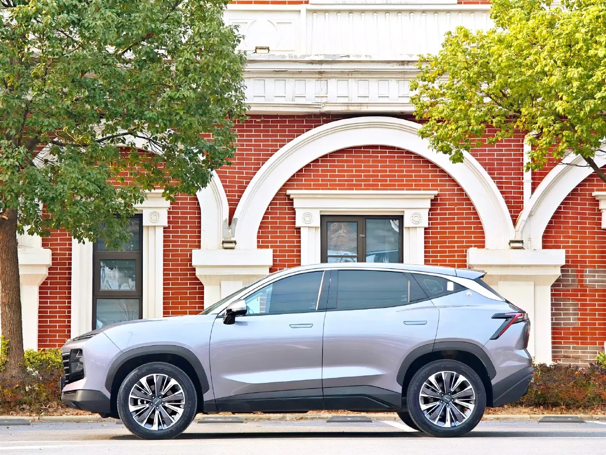 2022 Jetour DASHING 1.6T 197HP L4 7DCT,autocango,china used car exporter,china ev exporter,chinese used car exporter,chinese used ev exporter