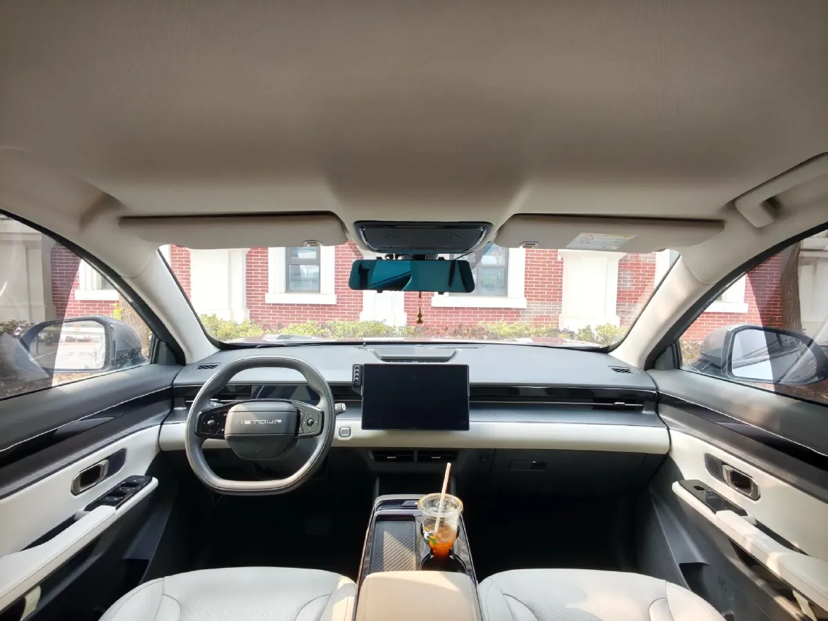 2022 Jetour DASHING 1.6T 197HP L4 7DCT,autocango,china used car exporter,china ev exporter,chinese used car exporter,chinese used ev exporter