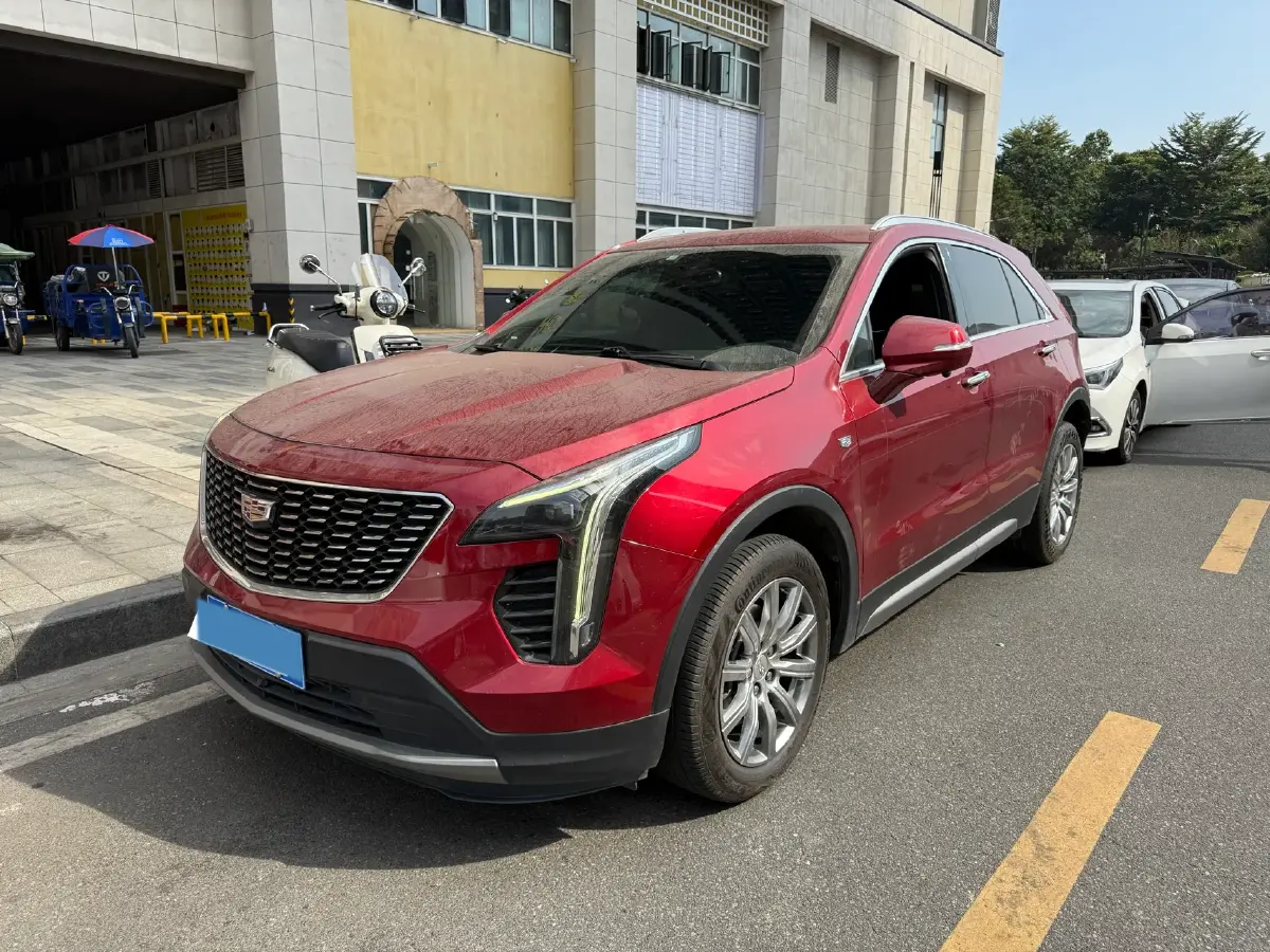 2021 Cadillac XT4 2.0T 237HP L4 9AT
