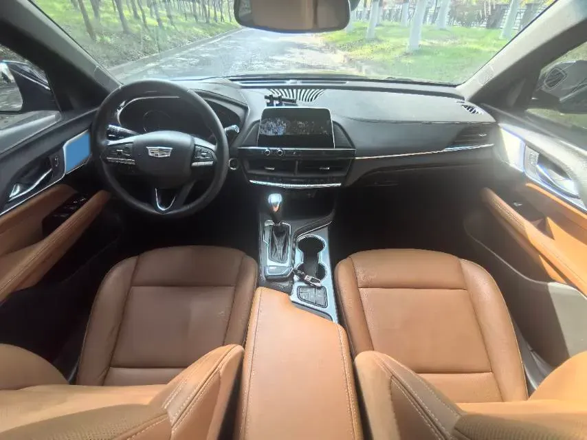 2021 Cadillac CT4 2.0T 237HP L4 8AT,autocango,china used car exporter,china ev exporter,chinese used car exporter,chinese used ev exporter