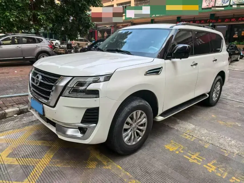 2018 Nissan Patrol 4.0L 279HP V6 7AT