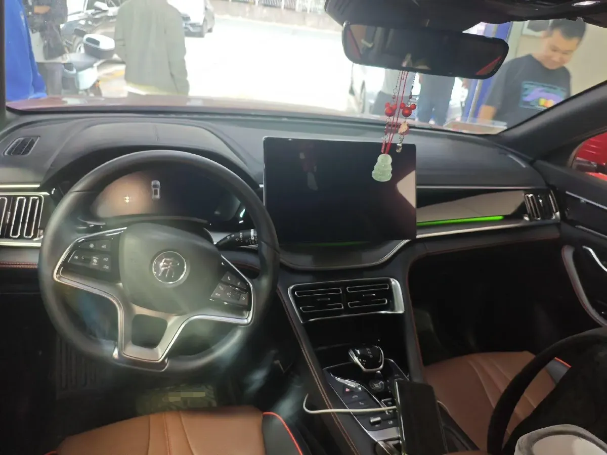 2022 Ford Mondeo 2.0T 238HP L4 8AT,autocango,china used car exporter,china ev exporter,chinese used car exporter,chinese used ev exporter