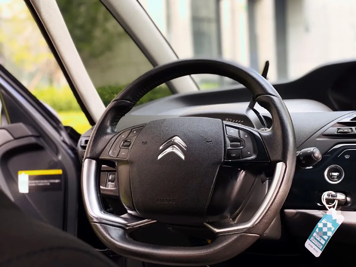 2015 Citroen C4 Picasso 1.6T 165HP L4 6AT,autocango,china used car exporter,china ev exporter,chinese used car exporter,chinese used ev exporter