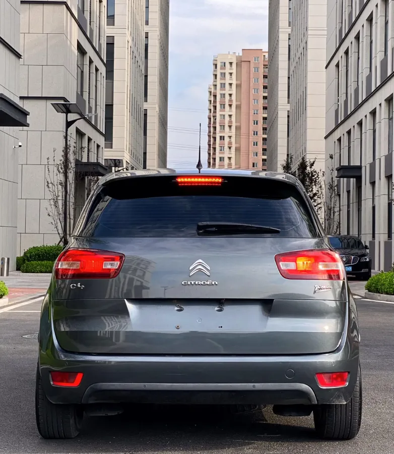 2015 Citroen C4 Picasso 1.6T 165HP L4 6AT,autocango,china used car exporter,china ev exporter,chinese used car exporter,chinese used ev exporter