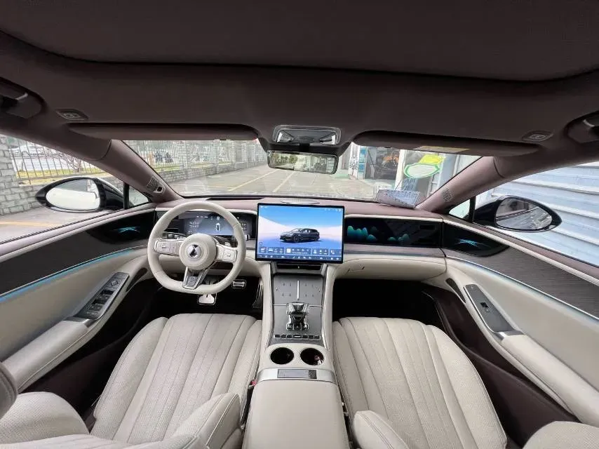 2024 Denza DenzaZ9GT 2.0T 207HP L4 E-CVT PHEV 38.5KWH,autocango,china used car exporter,china ev exporter,chinese used car exporter,chinese used ev exporter