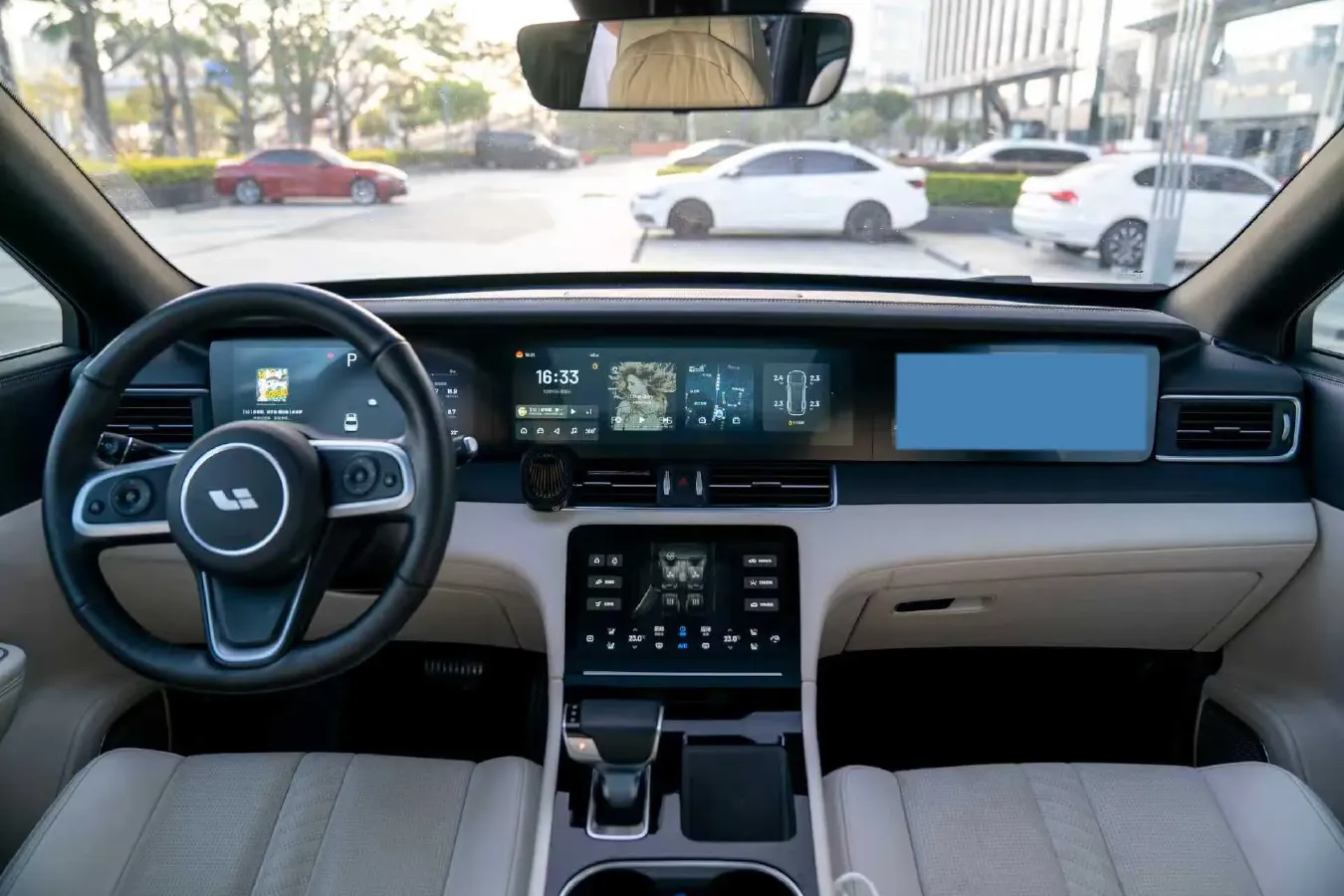 2021 Li ONE Range Extended 131HP REEV 40.5KWH,autocango,china used car exporter,china ev exporter,chinese used car exporter,chinese used ev exporter