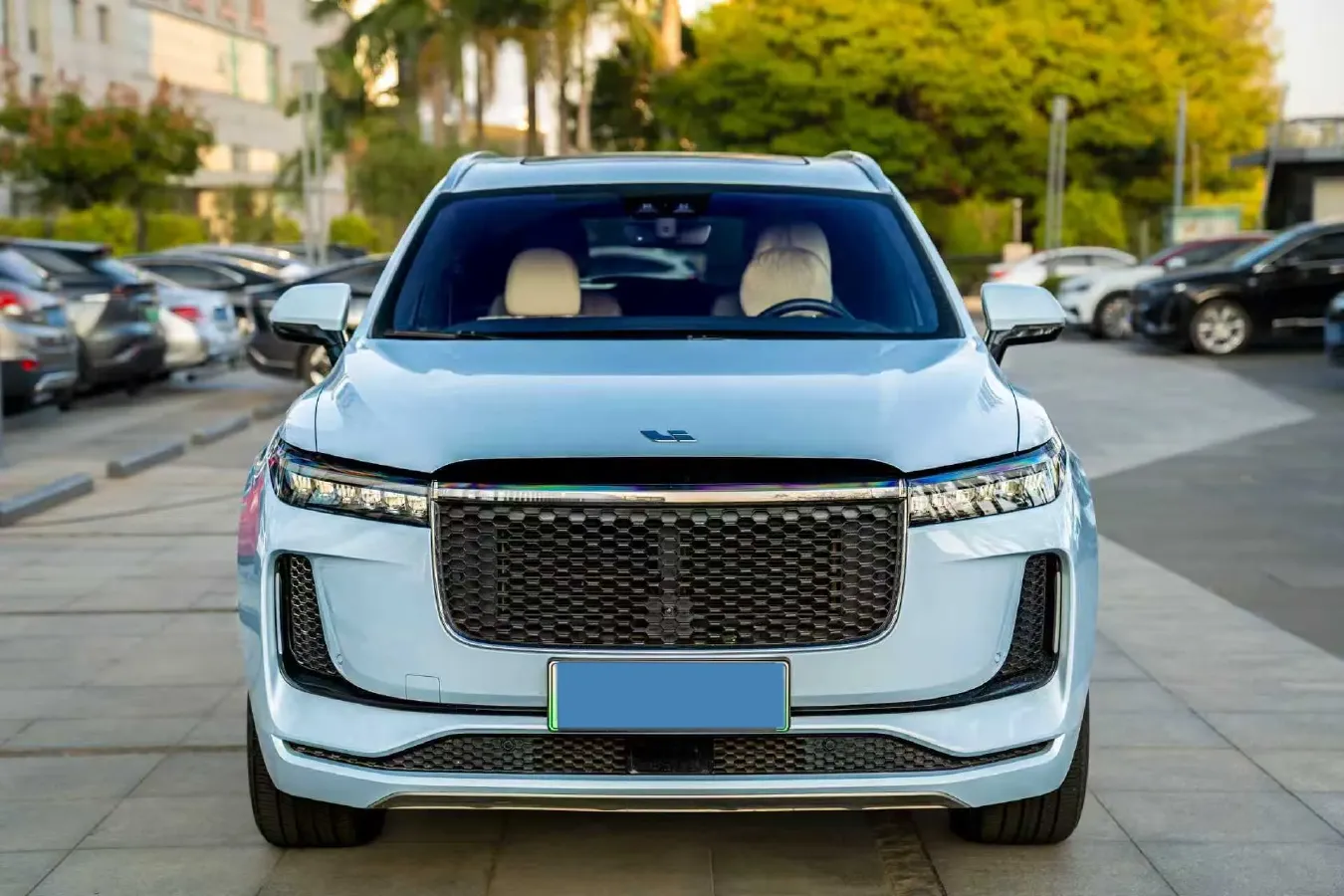 2021 Li ONE Range Extended 131HP REEV 40.5KWH,autocango,china used car exporter,china ev exporter,chinese used car exporter,chinese used ev exporter