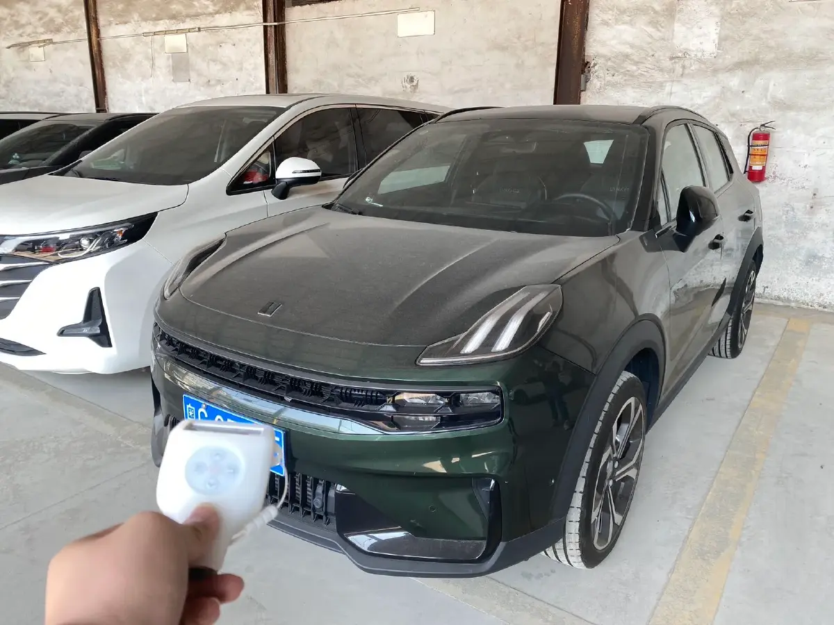 2023 LYNK&CO 06 1.5T 181HP L4 7DCT