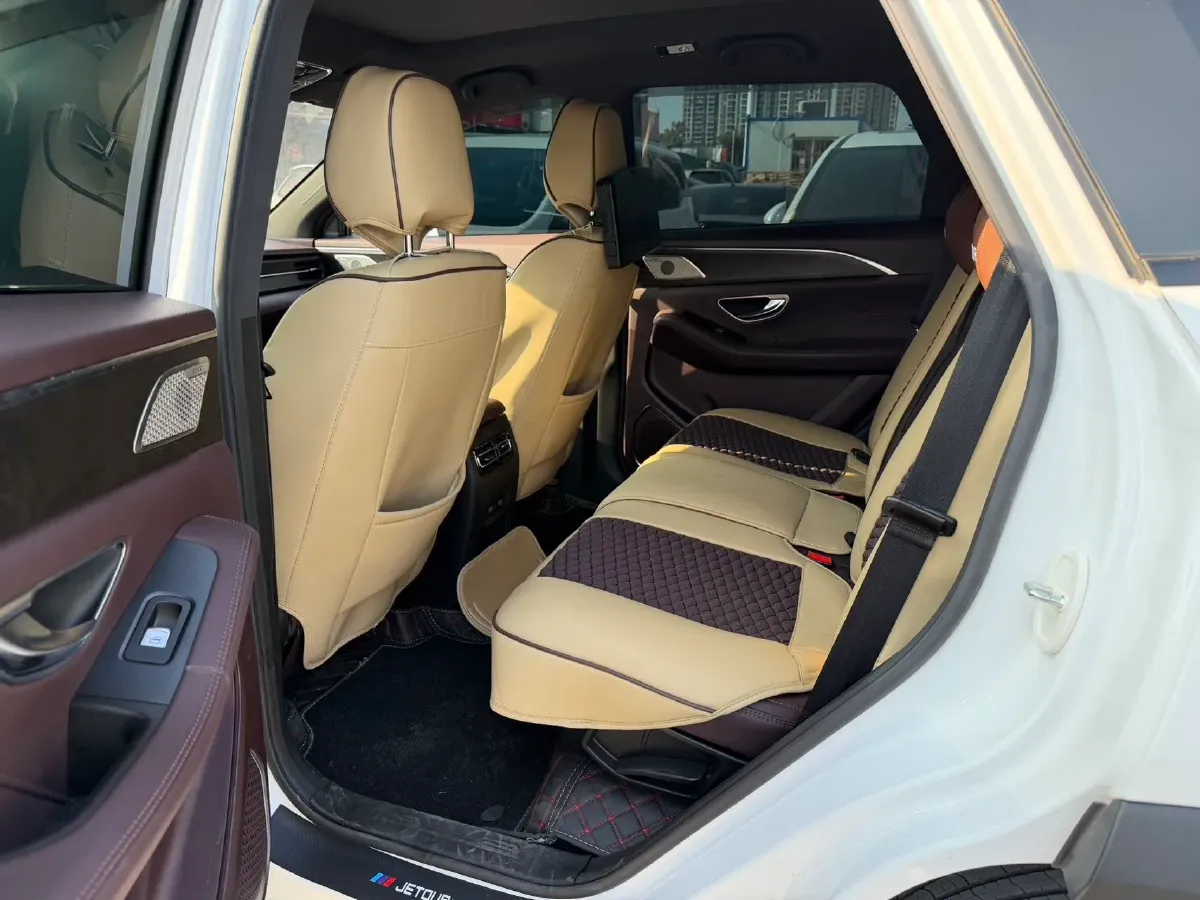 2022 Jetour X90 2.0T 254HP L4 7DCT,autocango,china used car exporter,china ev exporter,chinese used car exporter,chinese used ev exporter