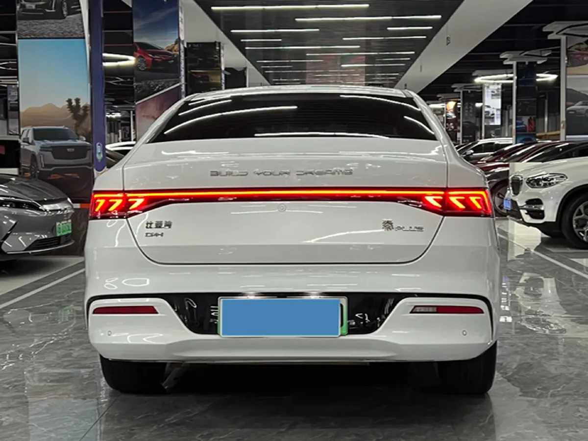 2021 Haval F7 1.5T 169HP L4 7DCT,autocango,china used car exporter,china ev exporter,chinese used car exporter,chinese used ev exporter