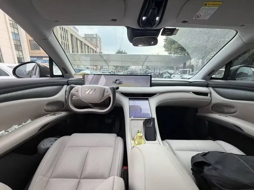 2025 IM LS6 BEV 75KWH,autocango,china used car exporter,china ev exporter,chinese used car exporter,chinese used ev exporter